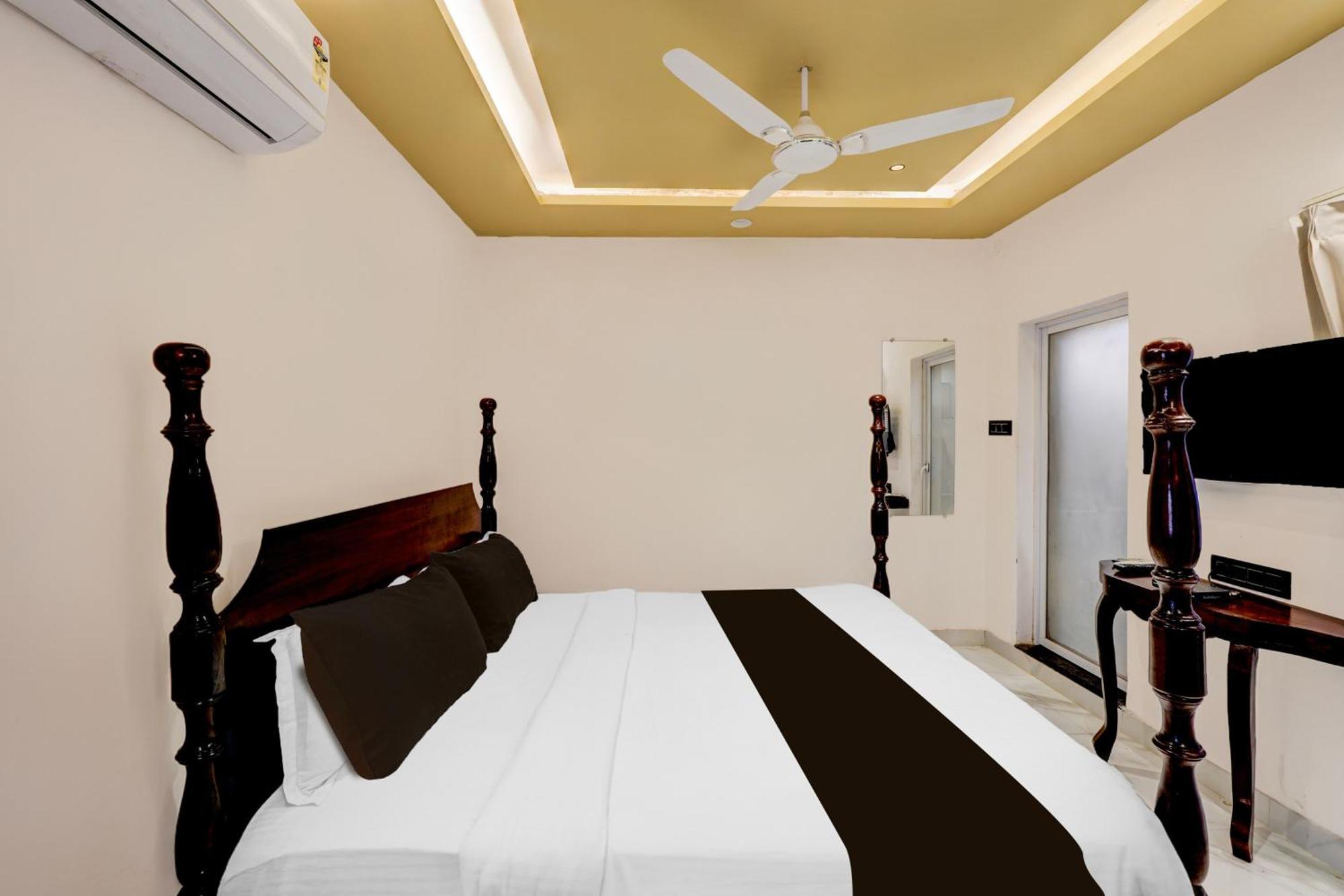 Hotel O Lake N Hill View Udaipur Esterno foto